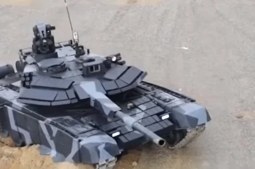 Xe tăng Karrar của Iran có bề ngoài rất giống T-90MS. Ảnh: Sohu.