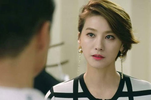 Mẹ mất, hai chị dâu không rơi một giọt nước mắt đến khi chia tài sản thì...