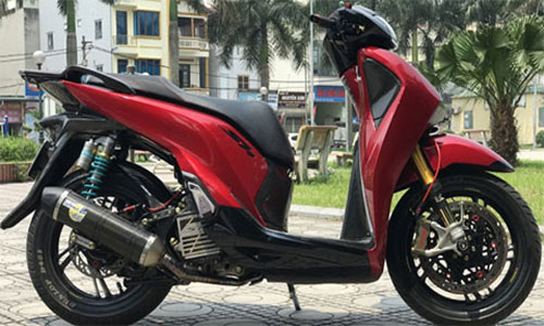 Honda SH 150 tuyệt đẹp có 'nội công' khủng nhất Việt Nam khiến fan 'phát cuồng'