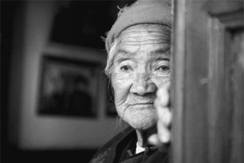 Câu chuyện đau lòng khiến triệu người rơi lệ về tình mẫu tử