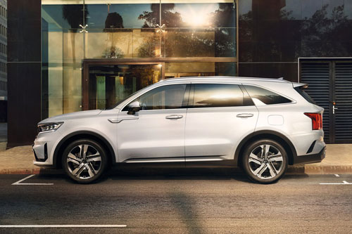 Top 10 xe 7 chỗ tốt nhất dành cho gia đình: Gọi tên Kia Sorento, Peugeot 5008