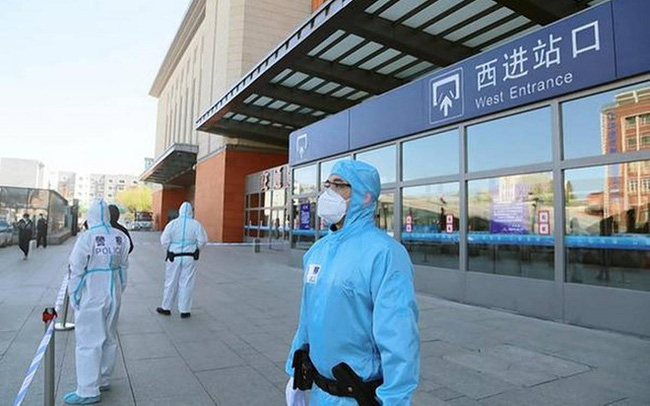 Lo ngại bùng phát dịch trở lại, Trung Quốc phong tỏa hơn 100 triệu dân