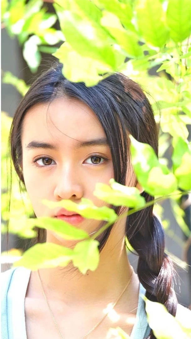 Vẻ đẹp trong veo như nàng thơ của người mẫu 17 tuổi Nhật Bản - ảnh 12