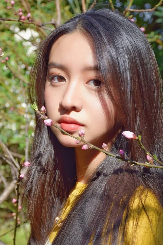 Vẻ đẹp trong veo như nàng thơ của người mẫu 17 tuổi Nhật Bản - ảnh 7