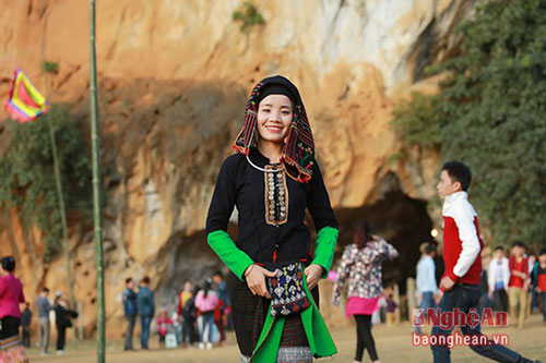 Vẻ đẹp của phụ nữ miền Tây xứ Nghệ