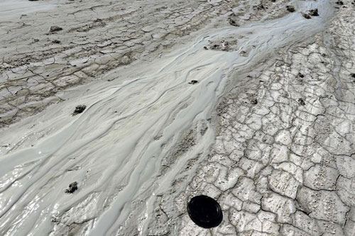 Bí ẩn những dòng chảy như dung nham trên Sao Hoả