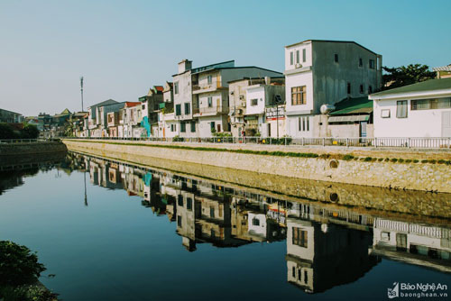 Ngỡ ngàng cảnh đẹp bình minh và hoàng hôn bên những con kênh ở thành Vinh