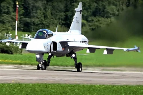 Tiêm kích JAS 39 Gripen 'chắc chắn thua' Su-35 trong không chiến