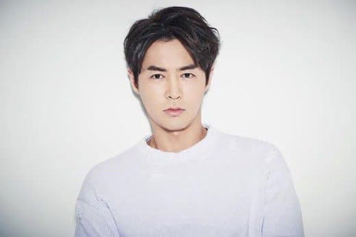 'Thanh xuân của biết bao người hâm mộ' Junjin (Shinhwa) sẽ kết hôn vào tháng 10