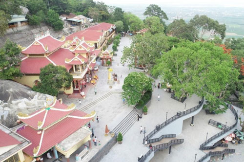 Những địa điểm bạn không nên bỏ lỡ khi ghé thăm Tây Ninh