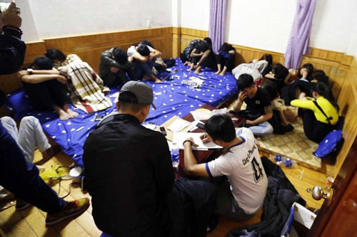 Lâm Đồng: Bắt 18 thanh niên đang “bay lắc” trong biệt thự