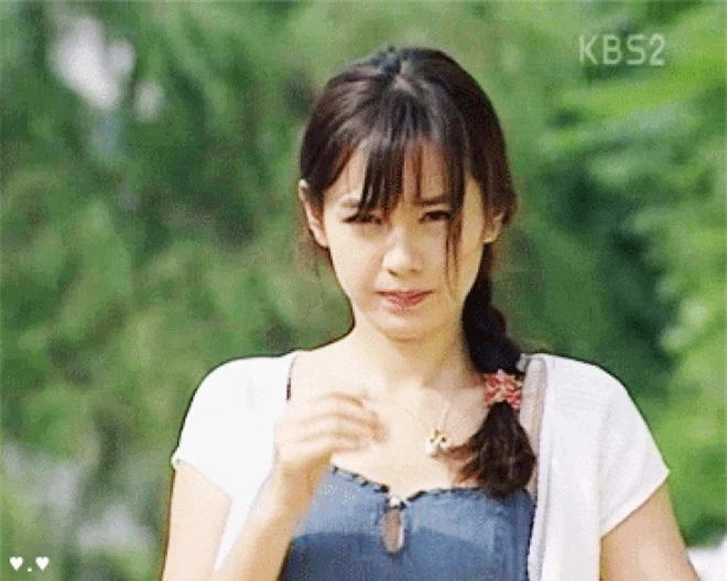 'Vượt mặt' Song Hye Kyo, Son Ye Jin được Knet bình chọn là 'Ngôi sao luôn xinh đẹp từ khi còn trẻ' - Ảnh 2
