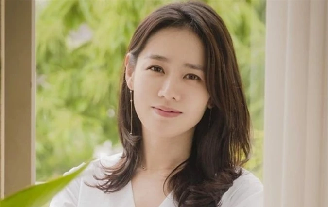 'Vượt mặt' Song Hye Kyo, Son Ye Jin được Knet bình chọn là 'Ngôi sao luôn xinh đẹp từ khi còn trẻ' - Ảnh 6
