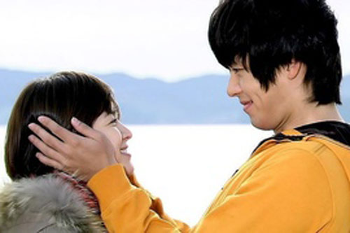 5 ẩn ý giữa ồn ào Song Hye Kyo, Hyun Bin tái hợp