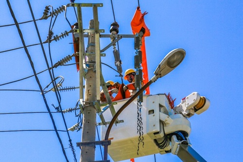 Nắng nóng gay gắt, lượng tiêu thụ điện cao nhất lịch sử