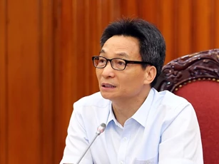 Phó Thủ tướng Vũ Đức Đam: Cuộc chiến này còn dài, tuyệt đối không được có tâm lý xả hơi
