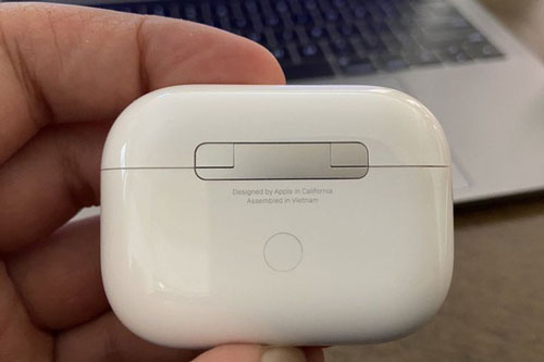 Xuất hiện hình ảnh đầu tiên của AirPods Pro sản xuất ở Việt Nam