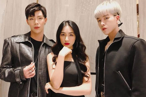 Chỉ ngấp nghé tuổi 25, gia đình 'Hoa dâm bụt' đã sở hữu khối tài sản khổng lồ vạn người mơ