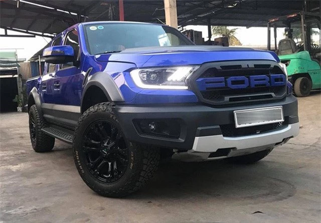 Ford Ranger đời ‘cổ’ độ kỳ công thành Ranger Raptor ảnh 02