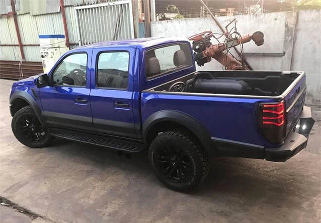 Ford Ranger đời ‘cổ’ độ kỳ công thành Ranger Raptor ảnh 05