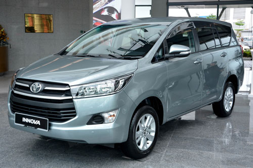 Toyota Innova qua mặt Mitsubishi Xpander về doanh số