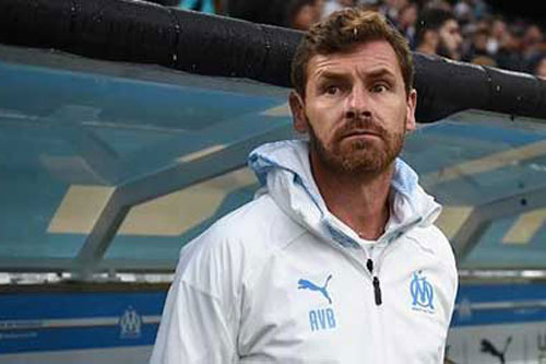 Cựu "thuyền trưởng" Chelsea và Tottenham nói không với Newcastle