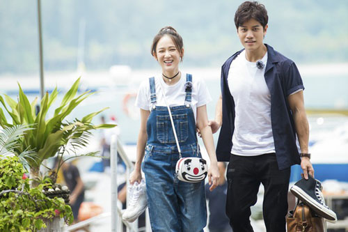 Trần Kiều Ân và bạn trai kém tuổi về chung một nhà