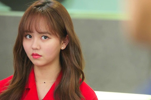 Gã chồng đang chán ngán hôn nhân phải giật mình hoảng hốt sau một lần tới chơi nhà bạn