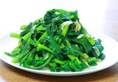 Xuất hiện 4 dấu hiệu này chứng tỏ cơ thể bạn "đại kỵ" với rau mồng tơi