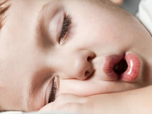 3 bước 'ma thuật' giúp con đi ngủ dễ dàng để bố mẹ có thể dành thời gian cho bản thân