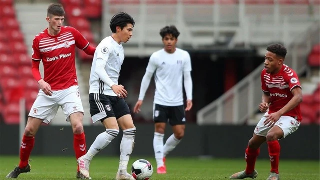 Bóng đá Thái Lan khoe những tài năng trẻ đang đá tại châu Âu - 1
