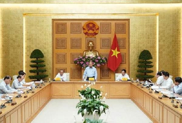 Thủ tưởng Nguyễn Xuân Phúc chủ trì cuộc họp Thường trực Chính phủ ngày 22/5 Ảnh: VGP/Quang Hiếu