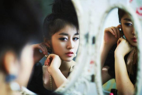 Đàn bà có 2 cái dại khờ, vướng vào khó sống yên