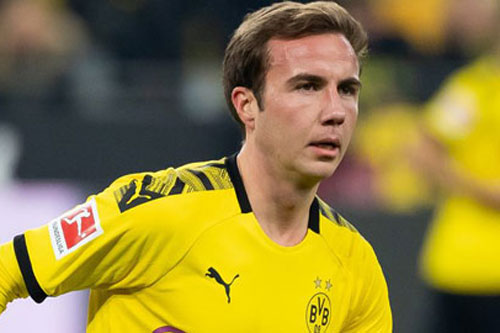 Người hùng World Cup 2014 chính thức bị Dortmund "đẩy ra đường"