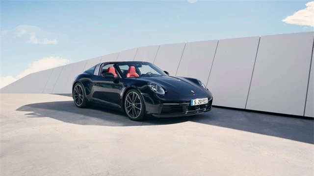 Porsche chính thức giới thiệu 911 Targa - 9