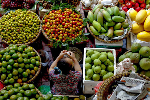 Trái cây Thái Lan tràn ngập chợ Việt
