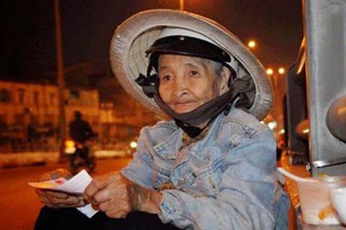 Đáng suy ngẫm câu chuyện cụ già bán vé số và gã giang hồ