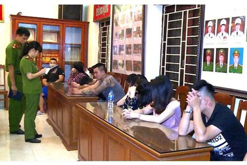 Thanh Hóa: Tổ chức sử dụng ma túy để chia tay bạn đi chấp hành án