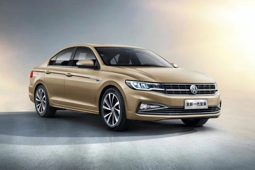 4. Volkswagen Bora (doanh số: 22.467 chiếc).