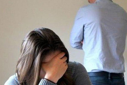 Hối hận vô cùng khi lấy phải “của nợ” về làm vợ