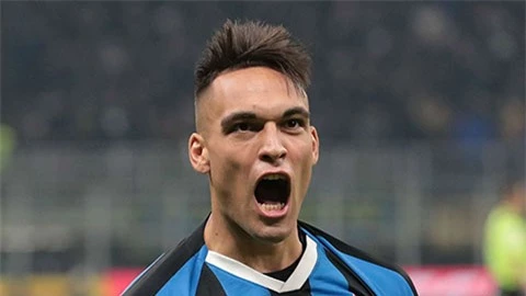 Barca không còn tiền mua Lautaro Martinez