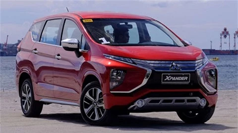 Mitsubishi Xpander giảm giá xuống dưới 500 triệu đấu Toyota Innova, Suzuki Ertiga