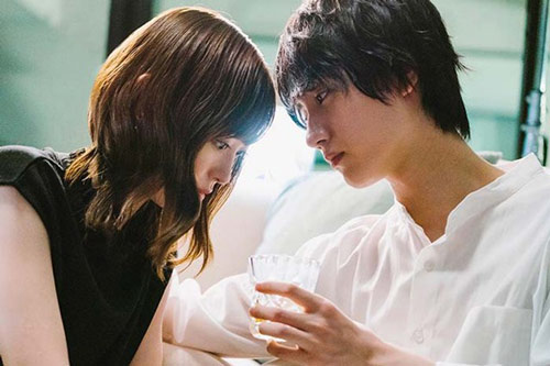 Đêm tân hôn bị chồng biến thành đêm "xưng tội" nhưng cách xử lý của cô vợ trẻ mới khiến anh "kinh hãi"