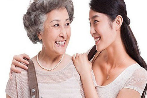 Bức xúc vì mẹ chồng chỉ nhăm nhe tài sản của mẹ đẻ