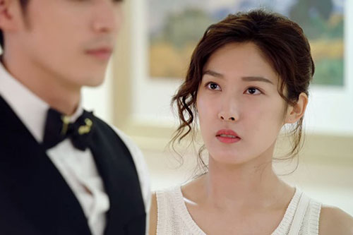 Cưới người tình xong chỉ muốn quay về với vợ cũ