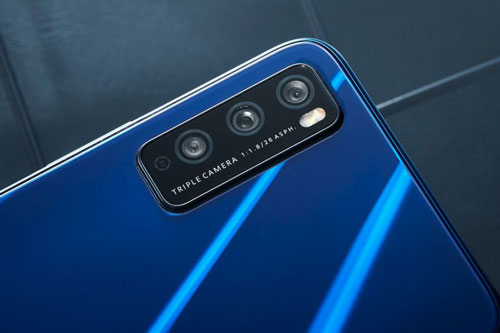 Smartphone 5G đẹp long lanh, RAM 8 GB, pin 4.000 mAh, giá ‘hạt dẻ’