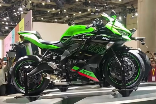 'Soi' Kawasaki ZX-25R 2020 vừa ra mắt với nhiều thay đổi đáng giá