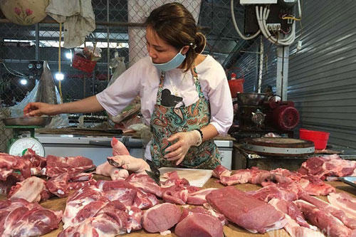 Giá thịt lợn tăng "phi mã", tiểu thương nói gì?