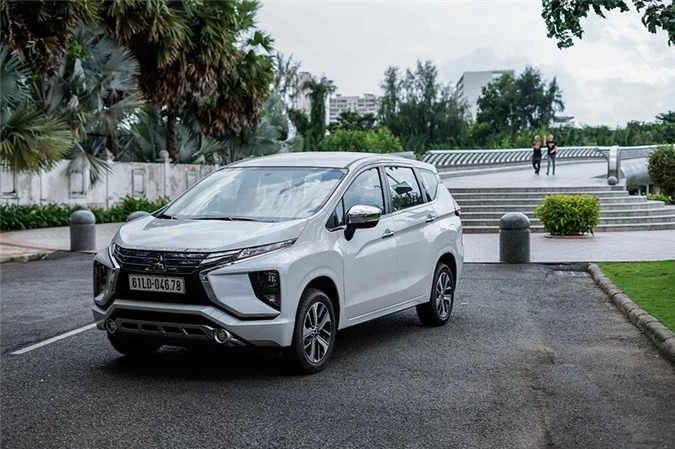 mitsubishi xpander dat moc 25.000 xe tai viet nam hinh 1