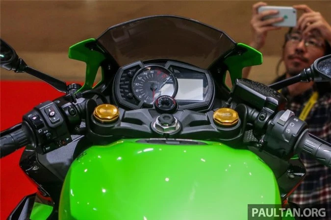 kawasaki zx 25r 2020 ra mat voi ong xa yoshimura hinh 2